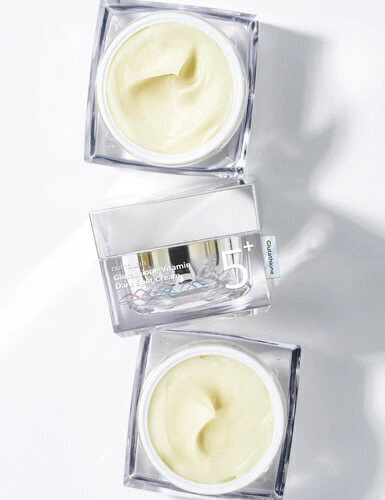 Miniatura 2 de NUMBUZIN No.5 Hidratante Facial para Manchas de Vitamina com Glutationa 50ml